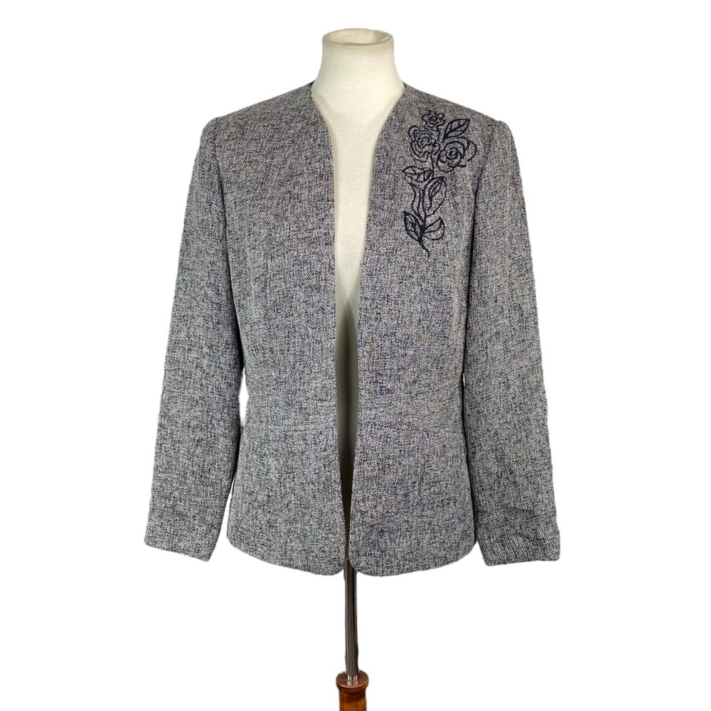 Coldwater Creek gray & black floral embroidered open front blazer size 8